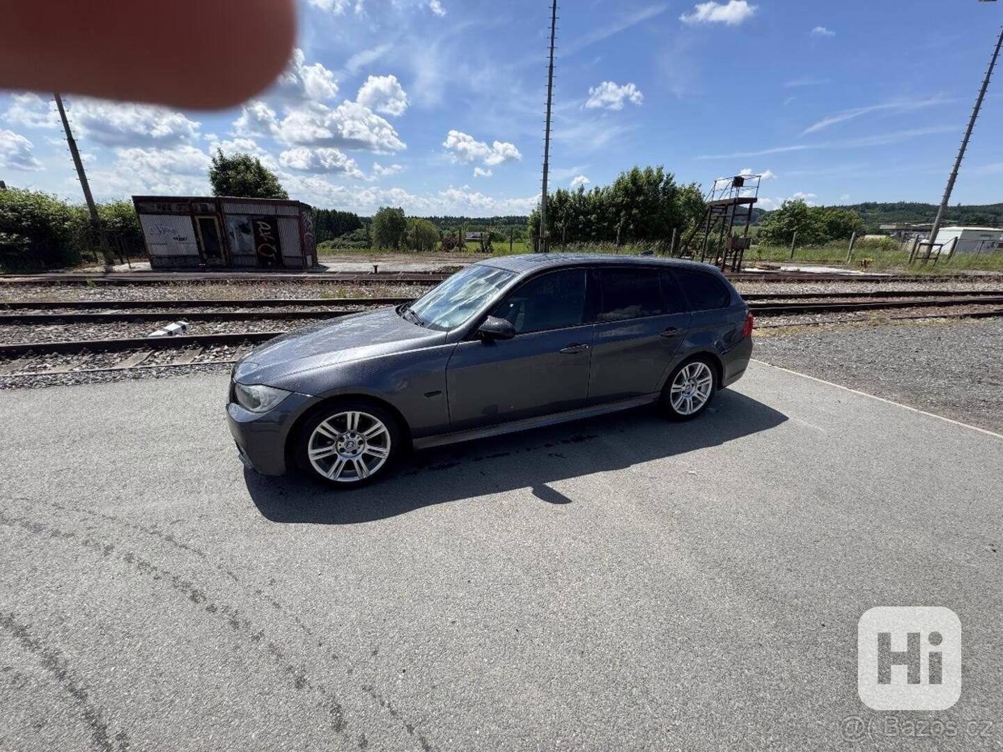 BMW Řada 3 2,5   e91 325i160Kw - foto 1