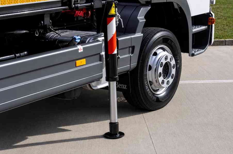 MERCEDES ATEGO 1222 TŘÍSTRANNÝ SKLÁPĚČ HYDRAULICKÁ RUKA EU4 - foto 7