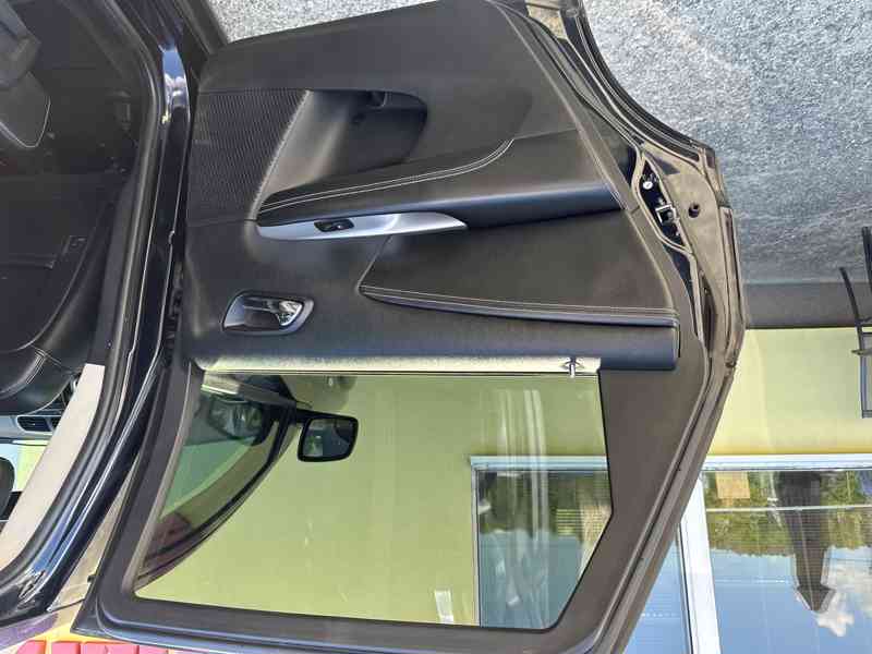 Fiat Freemont 2.0JTD 7-míst/Výhřev/Tempomat - foto 16
