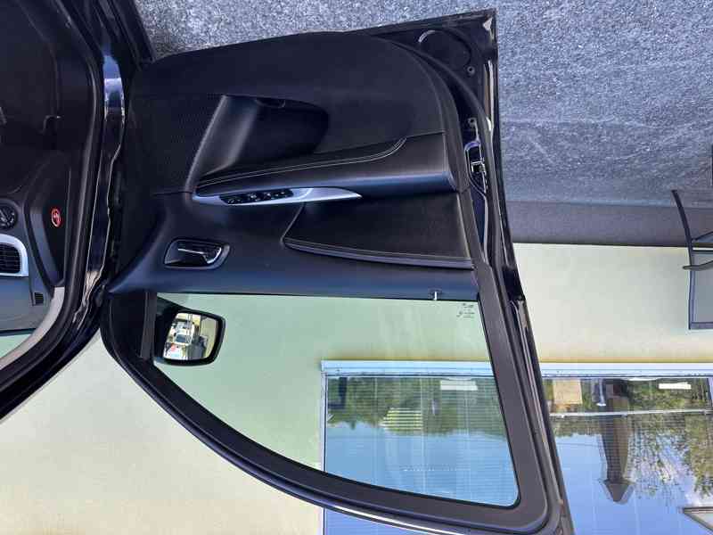 Fiat Freemont 2.0JTD 7-míst/Výhřev/Tempomat - foto 11