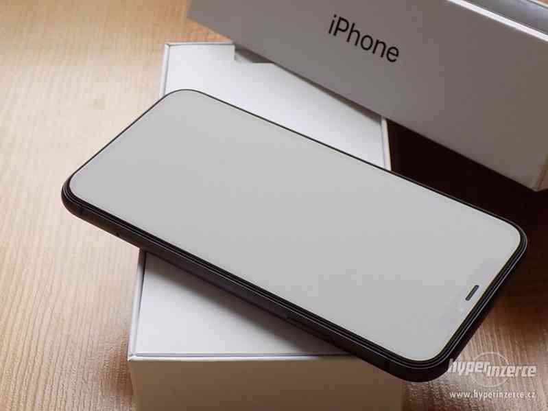 APPLE iPhone 11 128GB Black - ZÁRUKA - TOP STAV !! - foto 5
