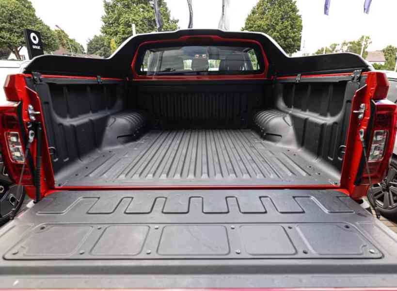 Maxus 2,0D Bi-Turbo MAX PickUp Luxury 158kw - foto 26