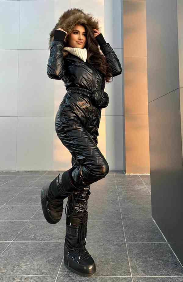 Stylovy damsky lyziarsky overal s kozusinou NOVY - foto 2