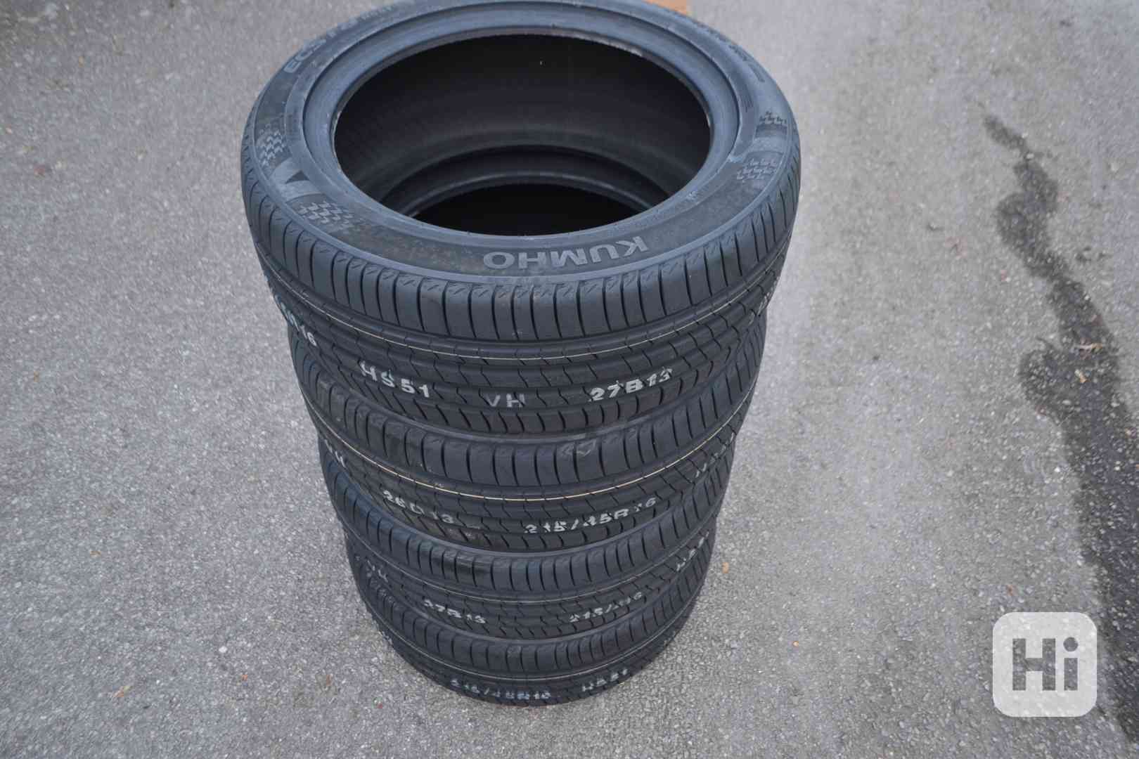 4ks ZCELA NOVÉ letní pneu 215/45/R16 Kumho ECSTA HS51 - foto 1