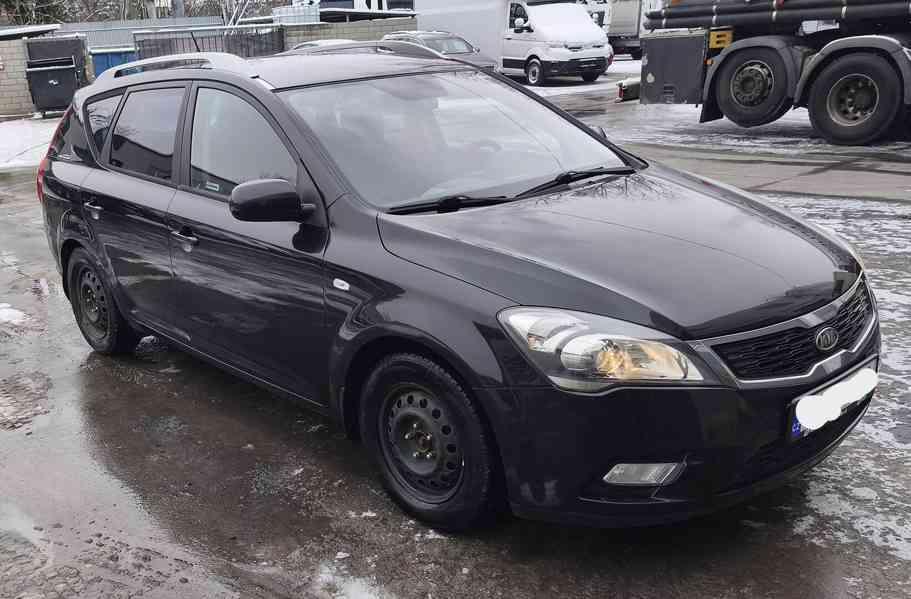 KIA Ceed SW 1,6 CVVT 92 kW - foto 1