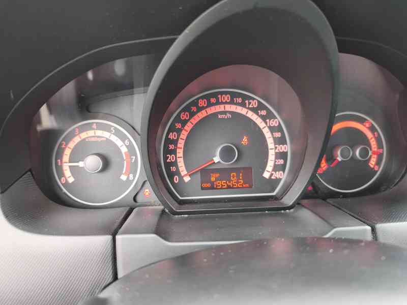 KIA Ceed SW 1,6 CVVT 92 kW - foto 11