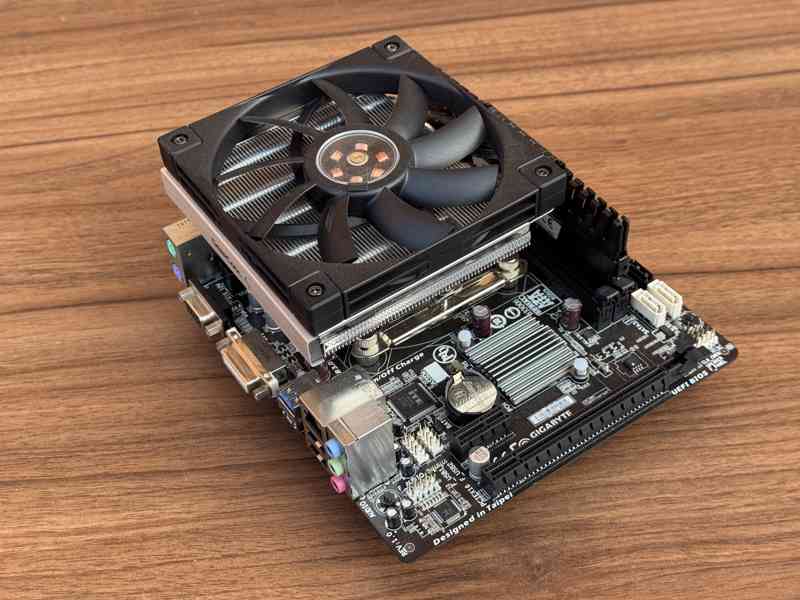 Kompletní PC set — základní deska + procesor + RAM + chladič - foto 2