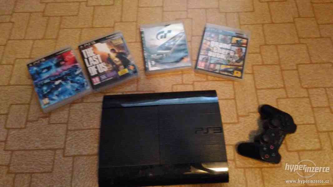 PlayStation 3 500gb + 4 hry - foto 6