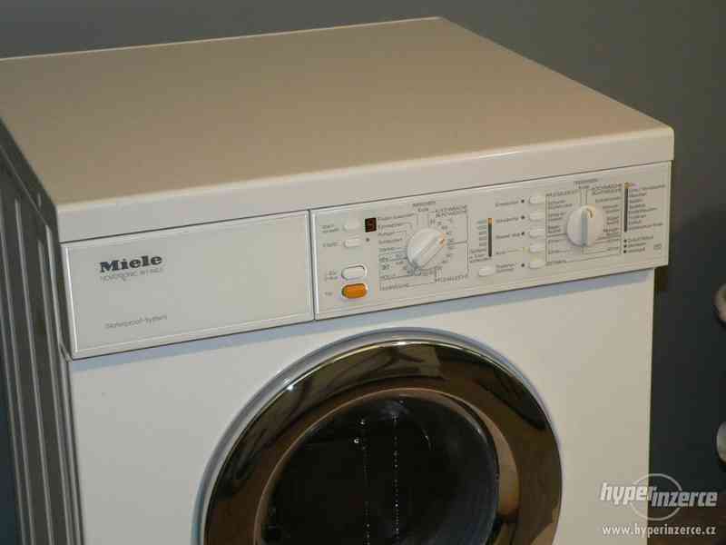 Pračka se sušičkou Miele WT 945 S, voštinový buben - foto 5