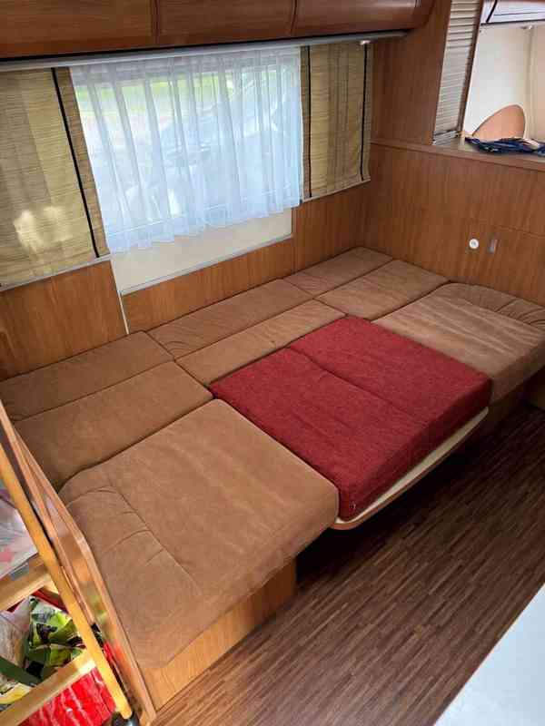 Karavan Bürstner 560 TK (pro 6 osob) – Solár, LiFePO4, Mover - foto 2