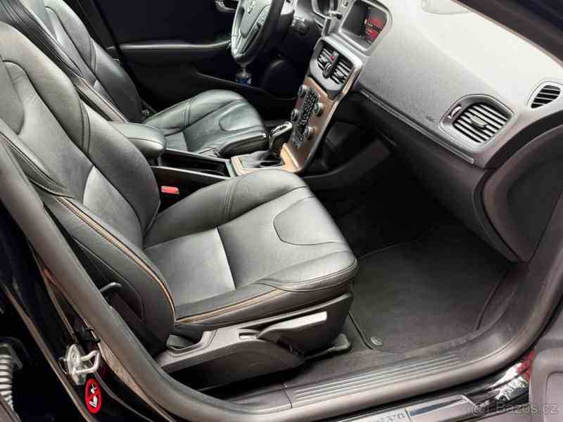 Volvo V40 2,0   T5 AWD Polestar 186 kW, automa - foto 11