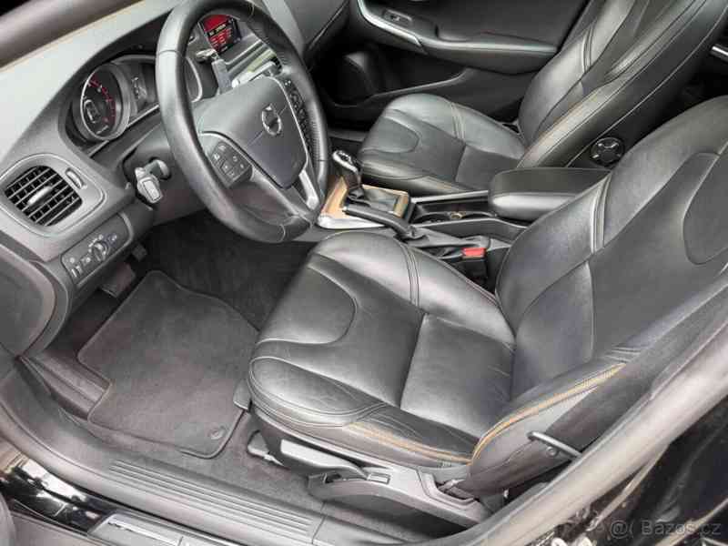 Volvo V40 2,0   T5 AWD Polestar 186 kW, automa - foto 10