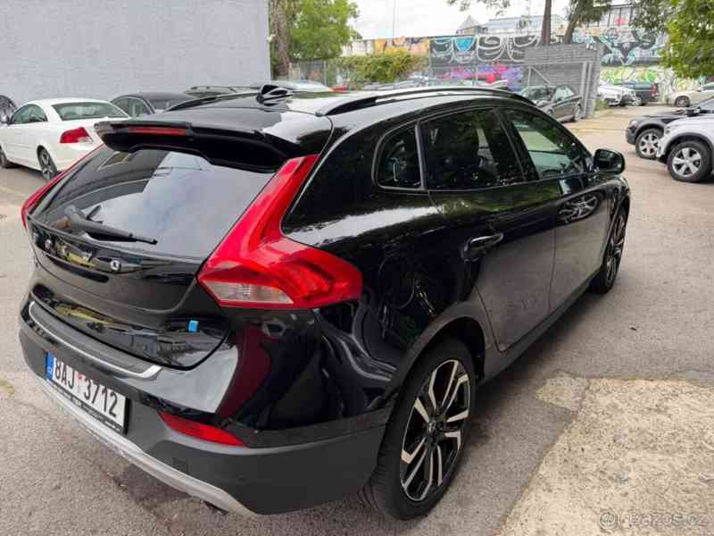 Volvo V40 2,0   T5 AWD Polestar 186 kW, automa - foto 18