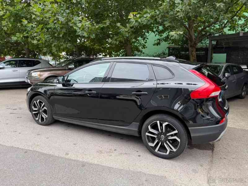 Volvo V40 2,0   T5 AWD Polestar 186 kW, automa - foto 17