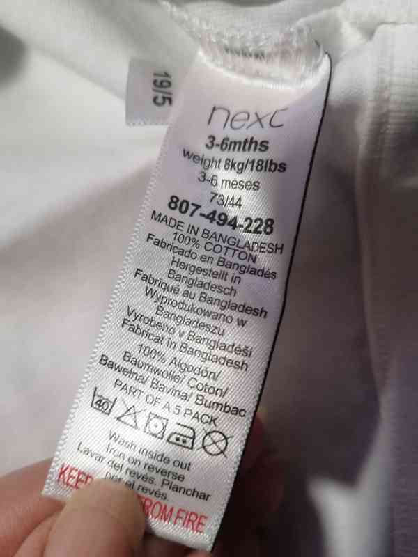 Unisex bílé body Next, vel. 3-6 měsíců  - foto 5