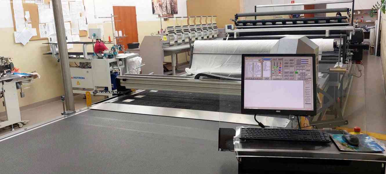 Automatický cutter na textil UNICUT 3C5018 - foto 3