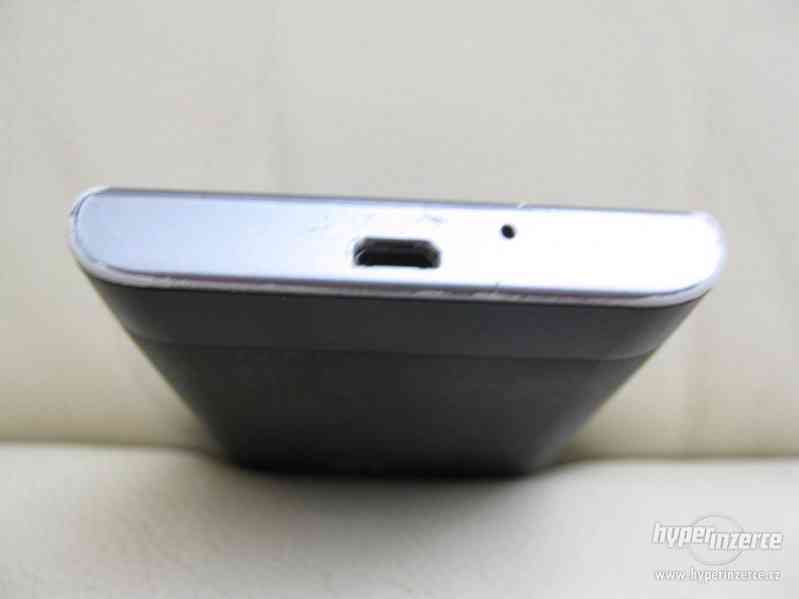 LG-E400 - dotykový mobilní telefon - foto 5