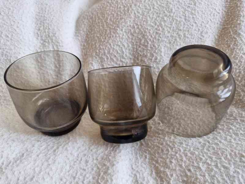  Sklenice na brandy, víno, sekt, whisky.  Tác a hrnky - foto 14