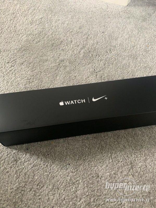 Apple Watch 4 Nike + 44mm - foto 1