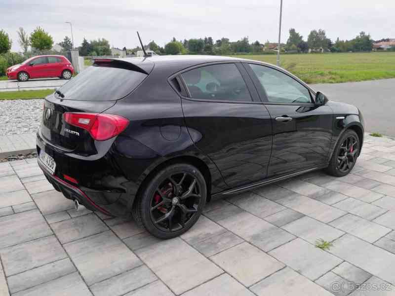 Alfa Romeo Giulietta Sport 2.0 JTD	 - foto 2