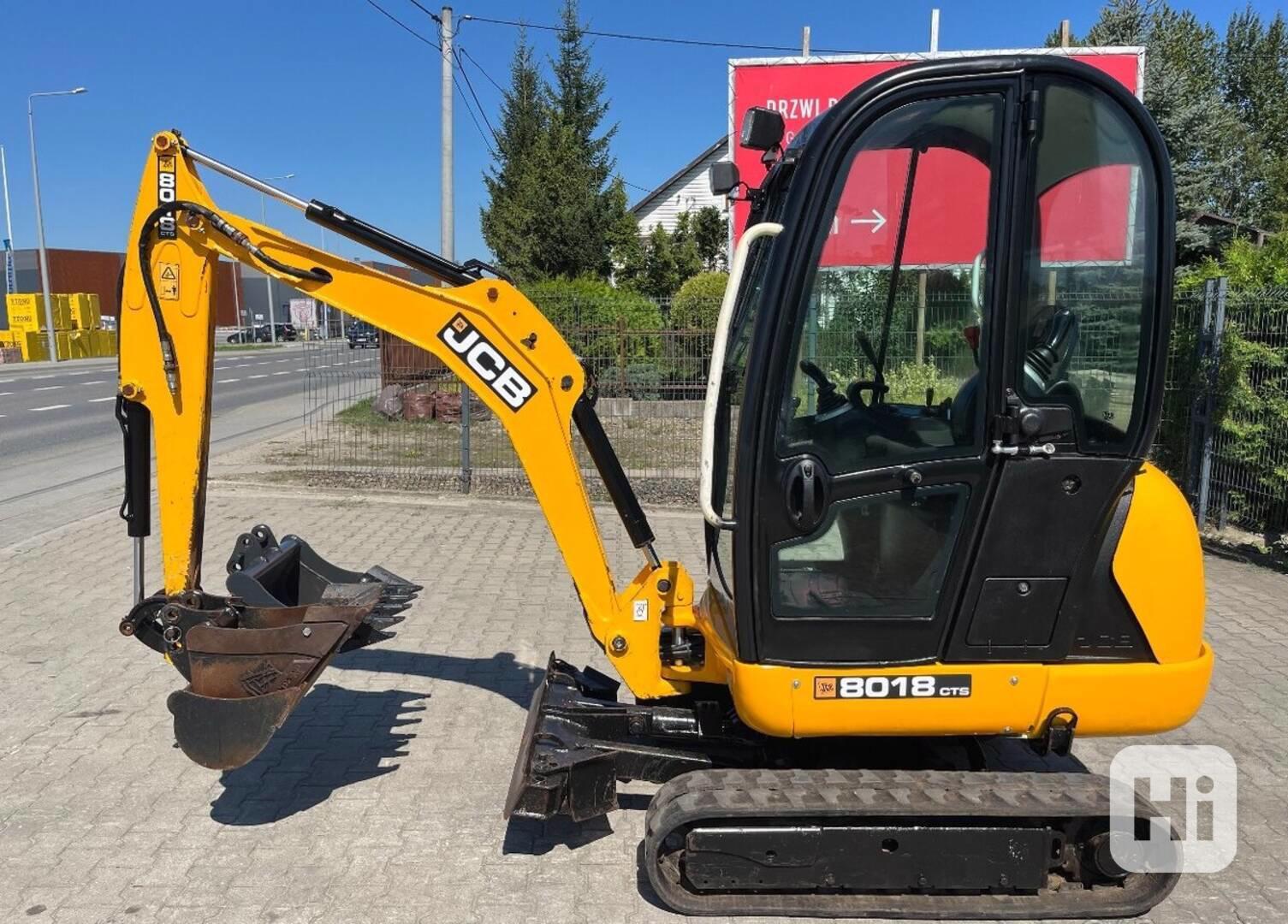 Mini rýpadlo JCB 8018 - foto 1