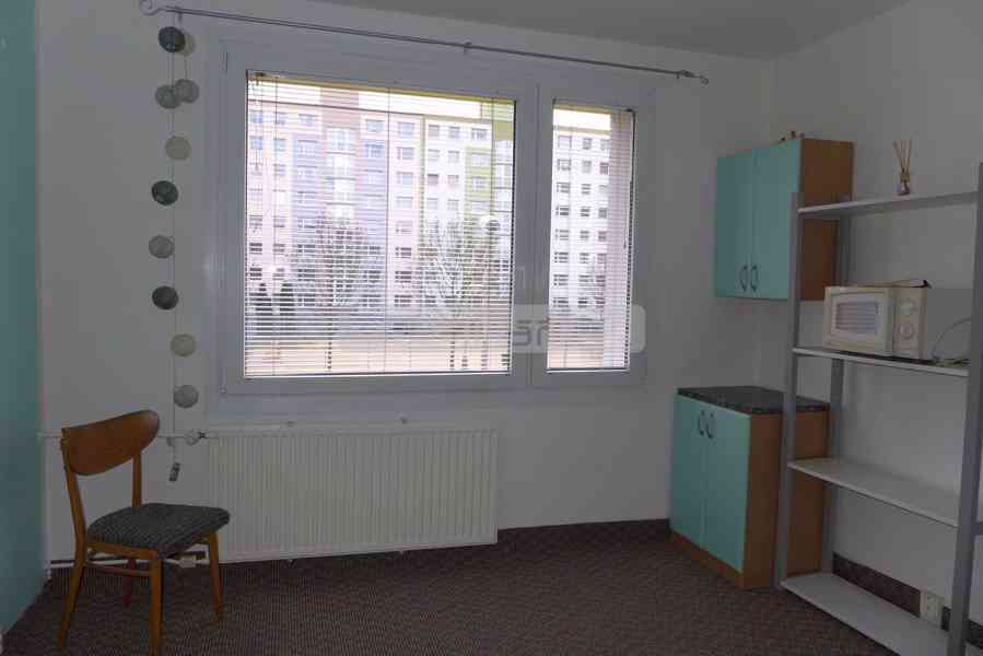 Pronájem útulného bytu 1+1 po rekonstrukci v Nýřanech - foto 2