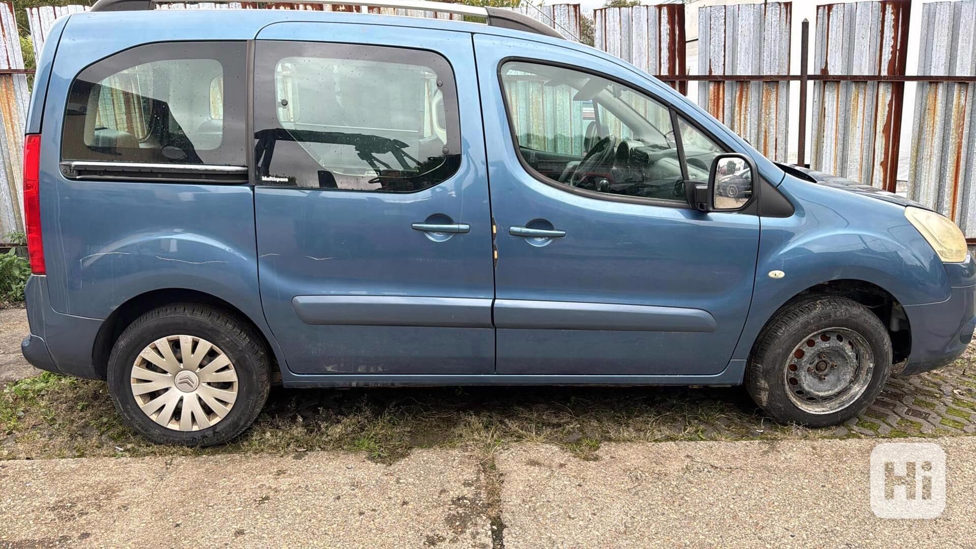 Citroen 1.6hdi 80kw rv 2009 - foto 1