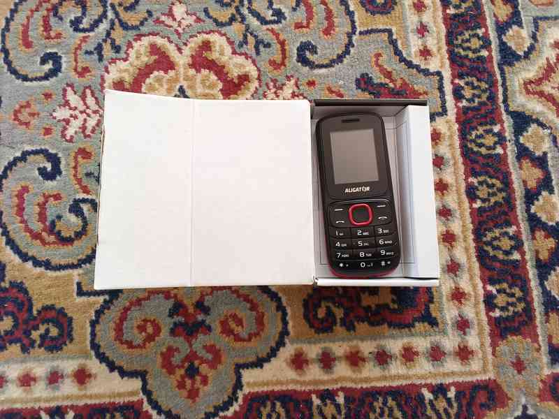 Tlačítkový telefon Aligator - foto 2