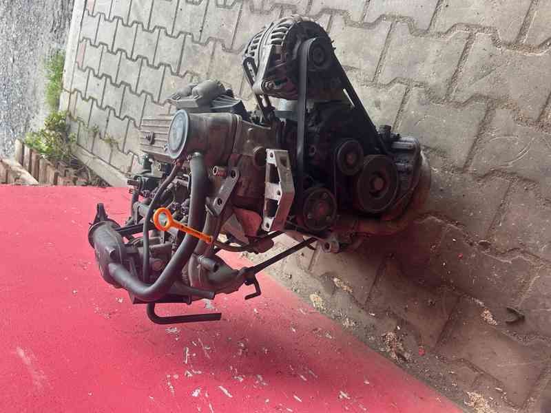 Motor 1,0 AQV 37KW Škoda Fabia kompletní záruka - foto 2