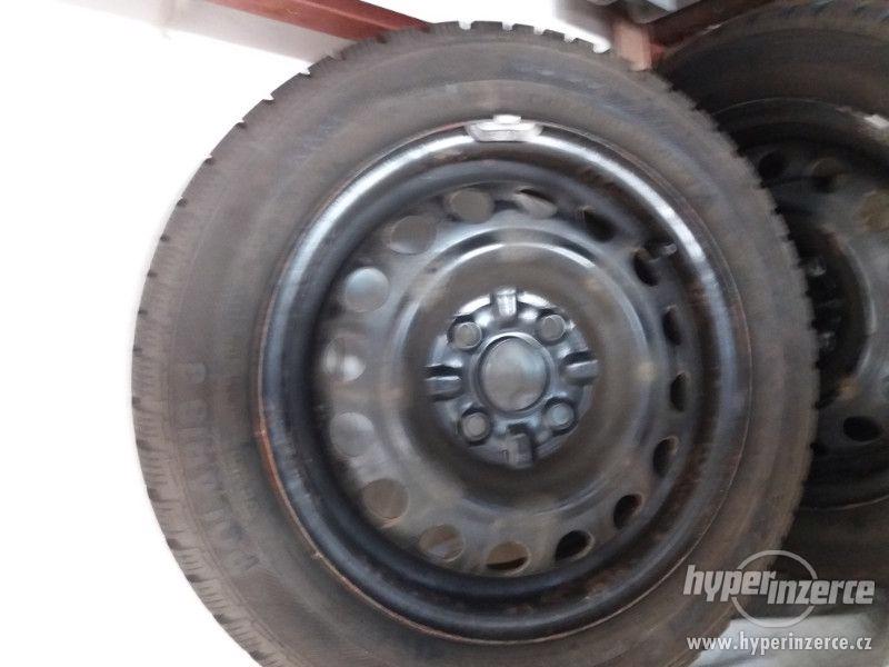 Zímní pneu 155/65 R14T, Polaris 3 vč disků,šroubů a poklic - foto 3