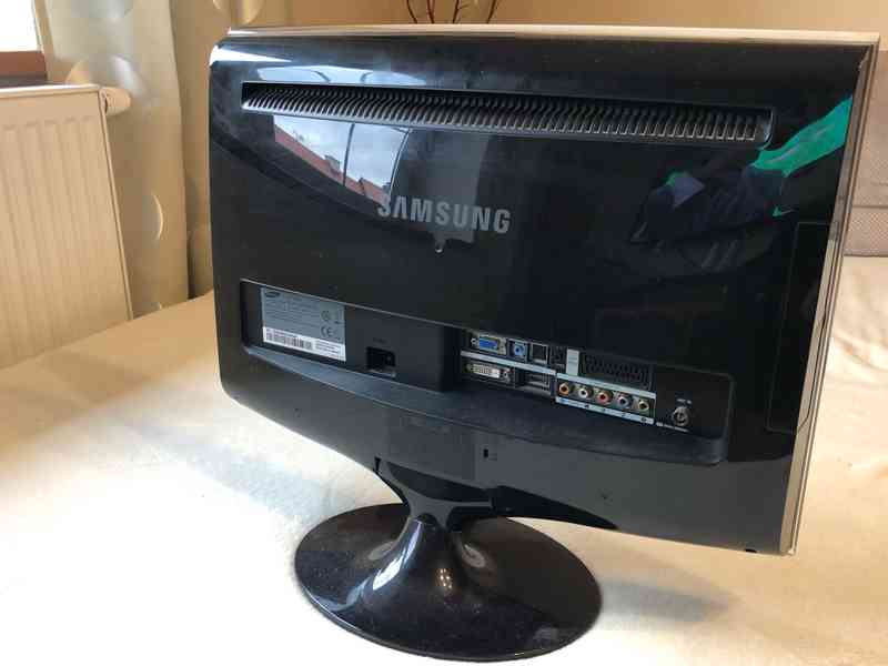Prodám 22“ monitor zn. Samsung T220HD  - foto 4
