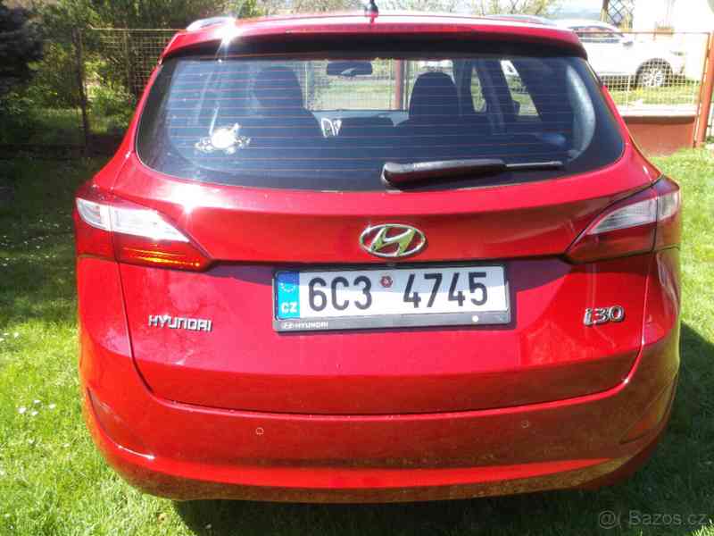 Hyundai i30 Kombi, r.v.2013, 1396 cm3, 73 kW - foto 8