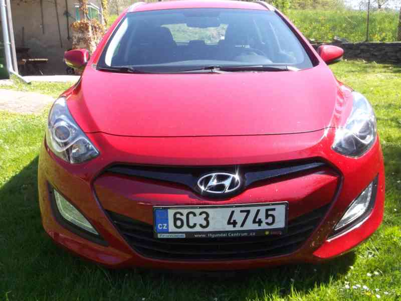 Hyundai i30 Kombi, r.v.2013, 1396 cm3, 73 kW - foto 9