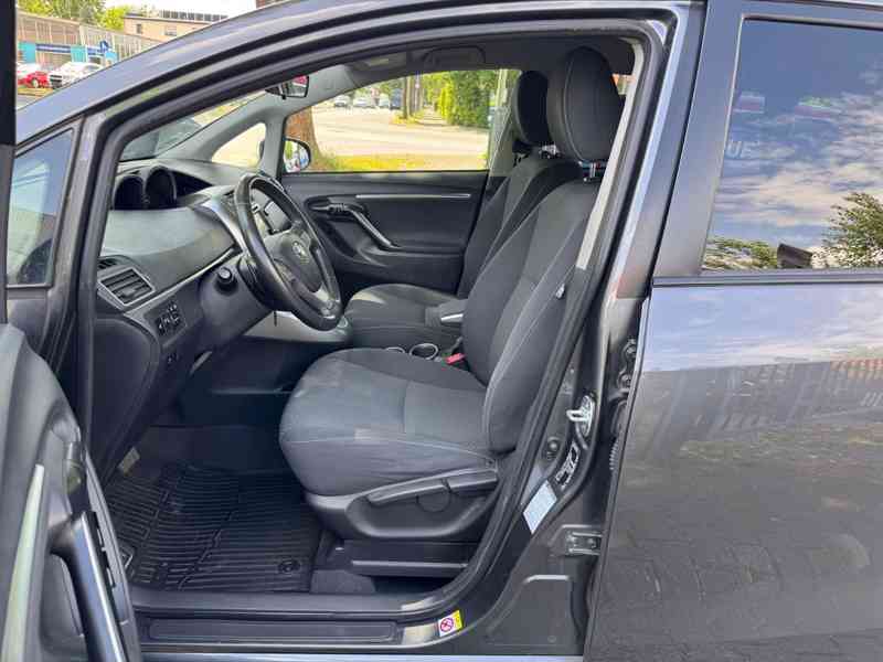 Toyota Verso 1,8i Life Aut. benzín 108kw - foto 9