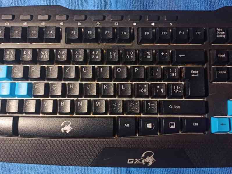 Genius GX Gaming Scorpion K215 - CZ/SK - foto 2