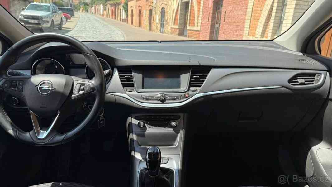 Opel Astra 1,4 SPORTS TOURER 2017 - foto 10