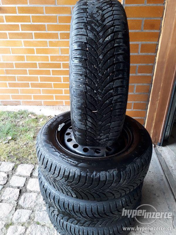 Prodám pneu s disky. - foto 1