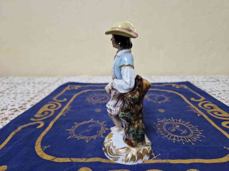 Vzácná porcelánová soška Kavalír Praha Biedermeier - foto 7