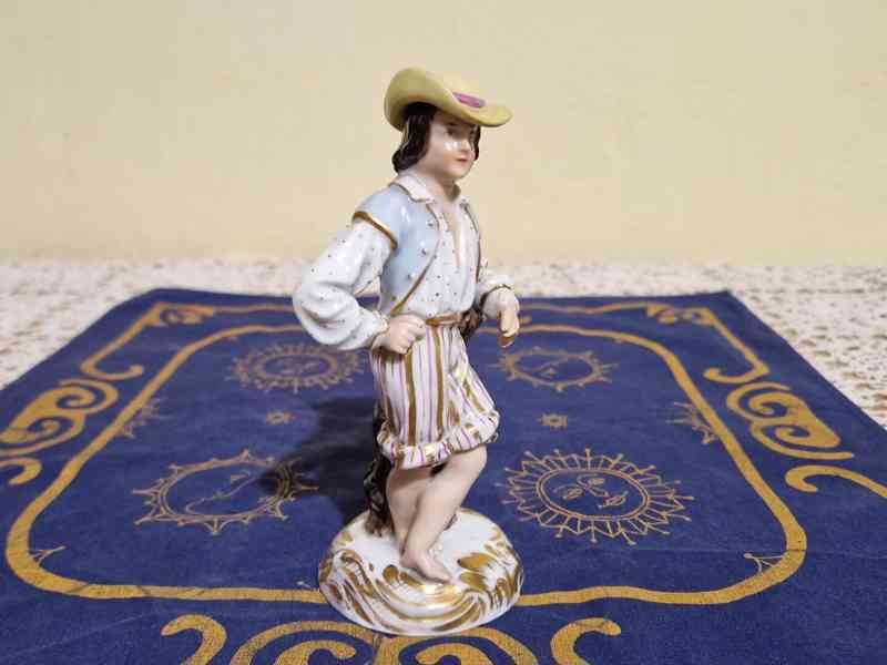 Vzácná porcelánová soška Kavalír Praha Biedermeier - foto 2