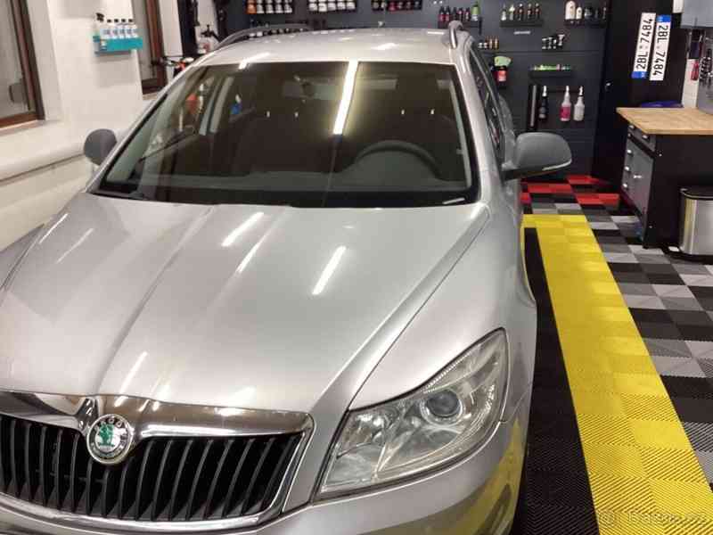 Škoda Octavia 1,6   Combi TDi 77 kw - foto 6
