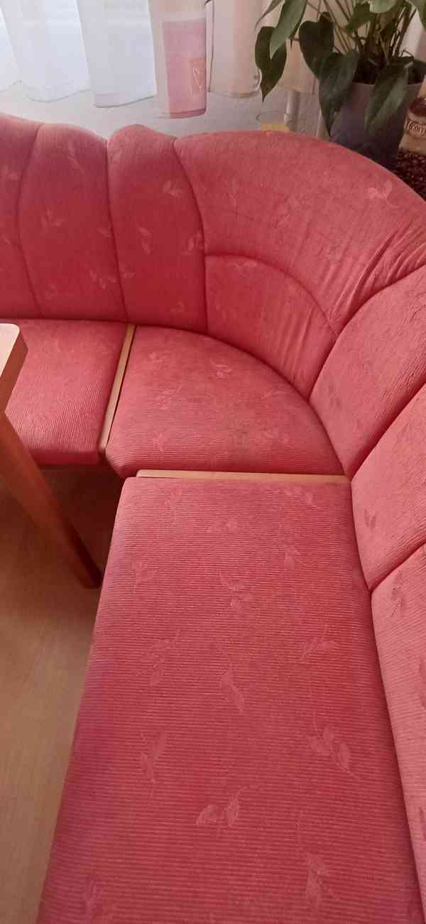 Rohová jídelní sestava (rozkládací stůl,2 židle) - foto 10