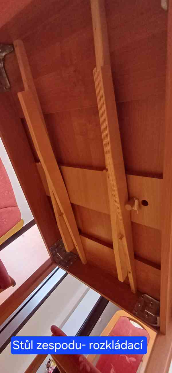 Rohová jídelní sestava (rozkládací stůl,2 židle) - foto 16