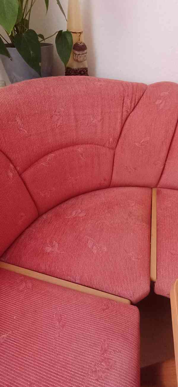 Rohová jídelní sestava (rozkládací stůl,2 židle) - foto 13