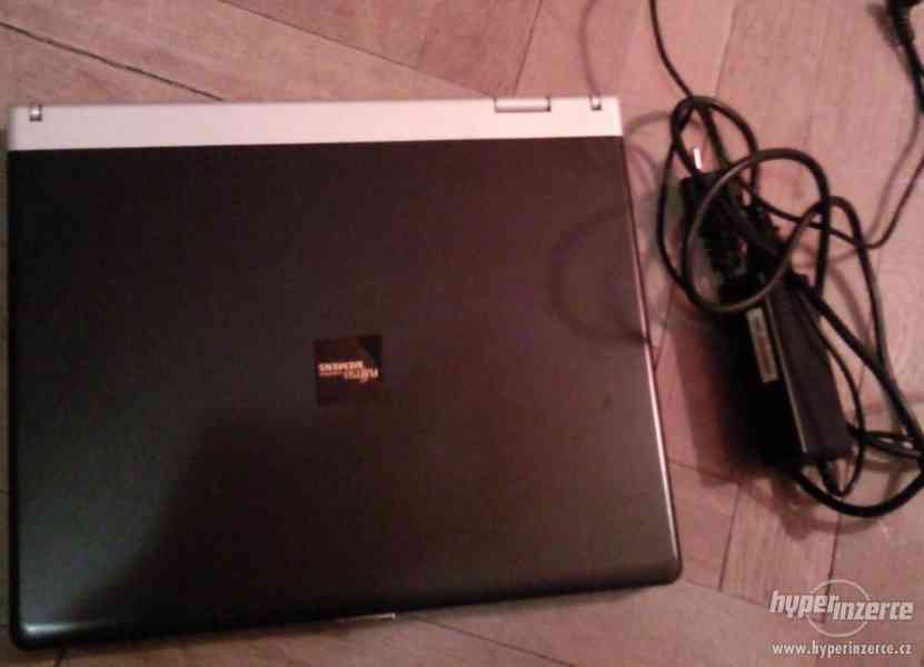 Fujitsu-Siemens Amilo Pro V2030D - foto 1