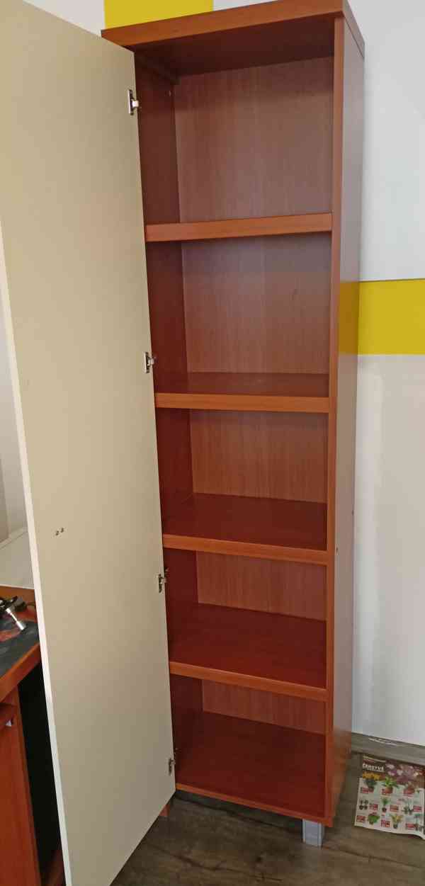 Obývací stěna (medová olše/vanilka) - slevněno do 7.9.2025 - foto 10