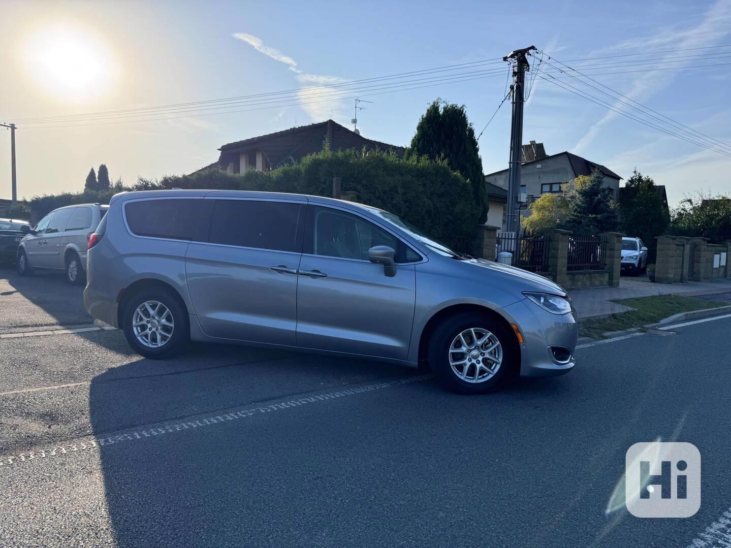 Chrysler Pacifica 3,6 RU Čocka Adapttemp 2020  - foto 1