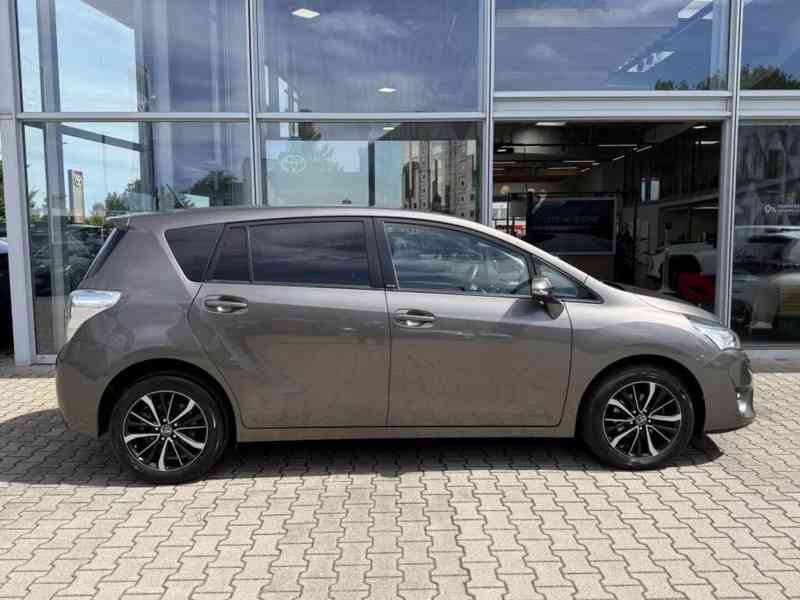Toyota Verso 1.8i Edition S benzín 108kw - foto 8