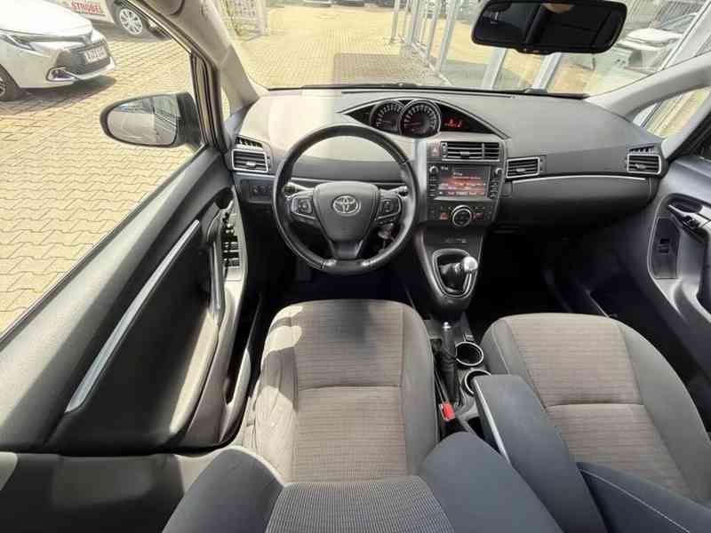 Toyota Verso 1.8i Edition S benzín 108kw - foto 15