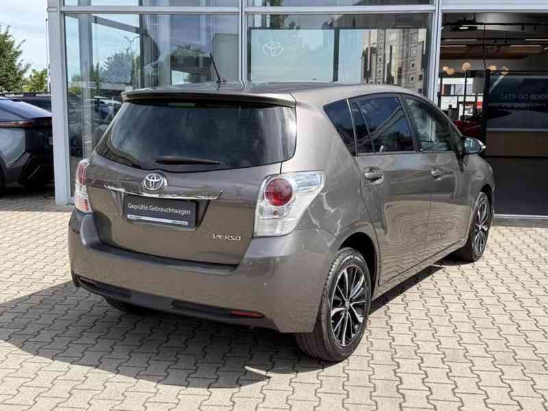 Toyota Verso 1.8i Edition S benzín 108kw - foto 14