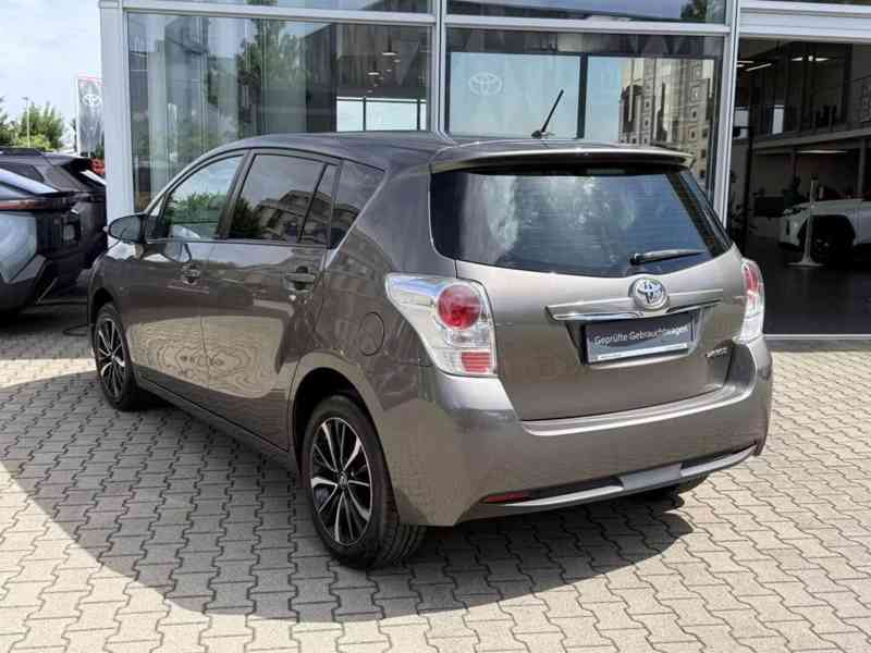 Toyota Verso 1.8i Edition S benzín 108kw - foto 11